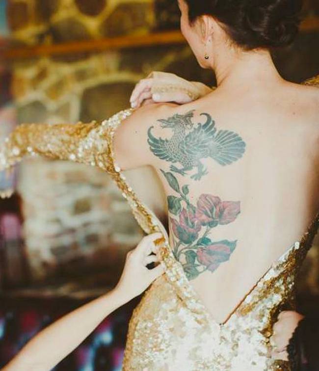 noivas-que-mostraram-suas -tatuagens-no-altar-9