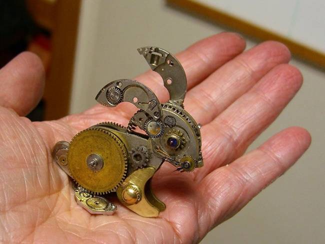 artista-cria-animais-com-mecanismos-de-relógios-velhos-7