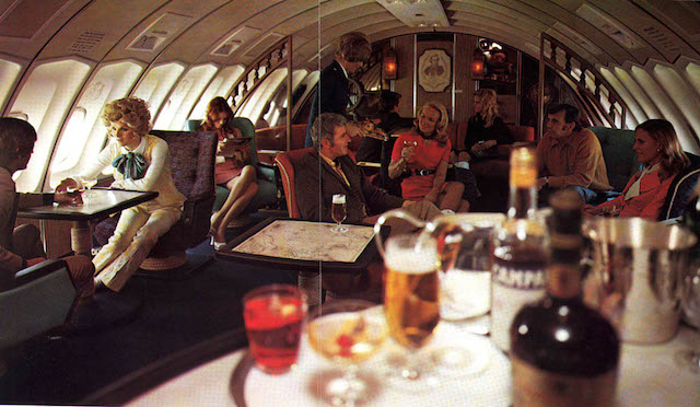 Lounge da primeira classe nos anos 70.