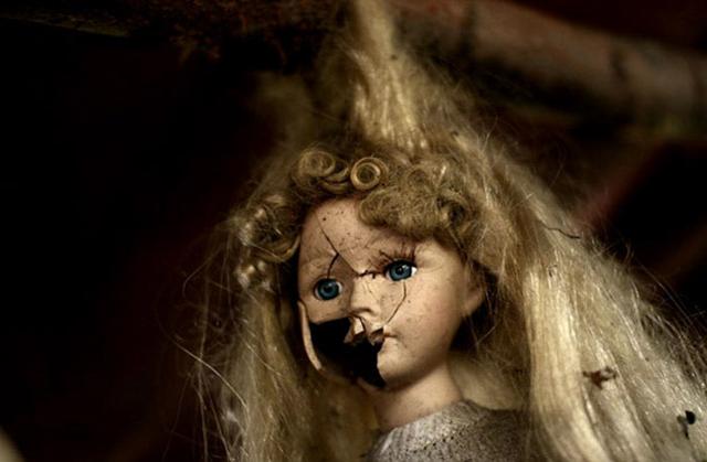 Mexicos-Haunted-Island-Of-The-Dolls-2