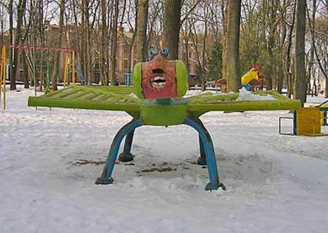 playgrounds assustadores-20