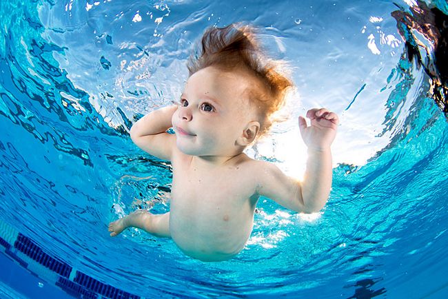 bebês-nadando-15