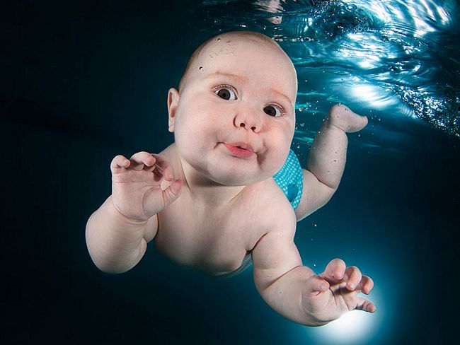 bebês-nadando-6