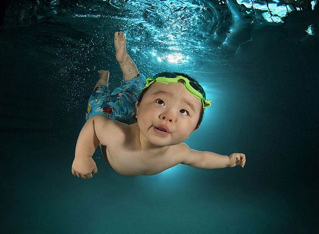 bebês-nadando-8