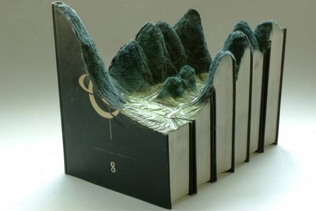 esculturas-feitas-com-livros-2