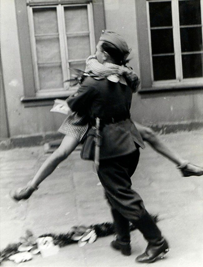 fotos-de-amor-durante-a-guerra-8